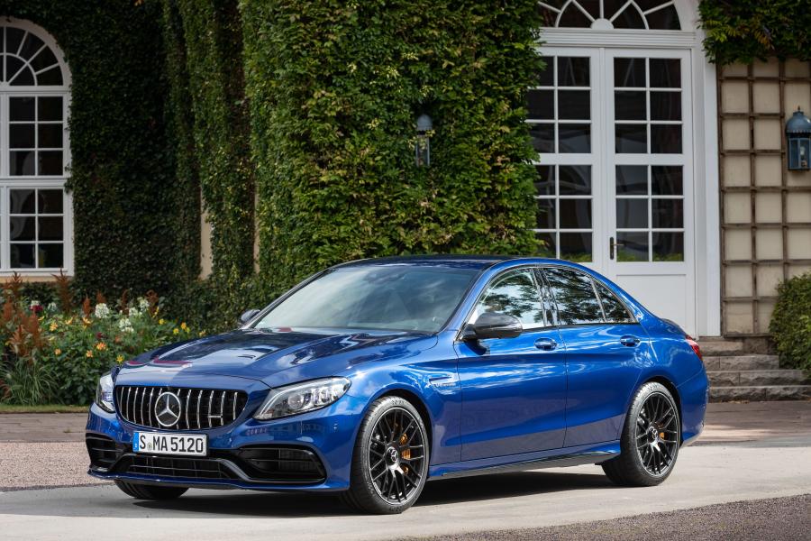  Mercedes-AMG C63 S (W205) 2018 года  (WW) (фото 1 из 44)